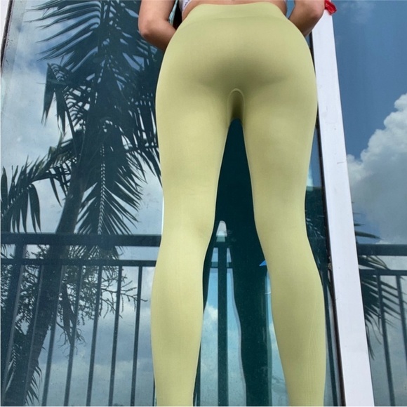 Set Active Green Leggings XS - Picture 2 of 7